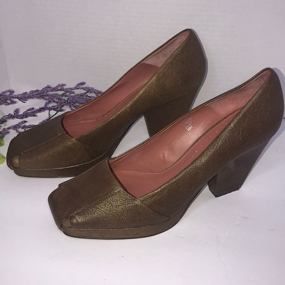 Richard Tylor kapelle bronce heels size 10